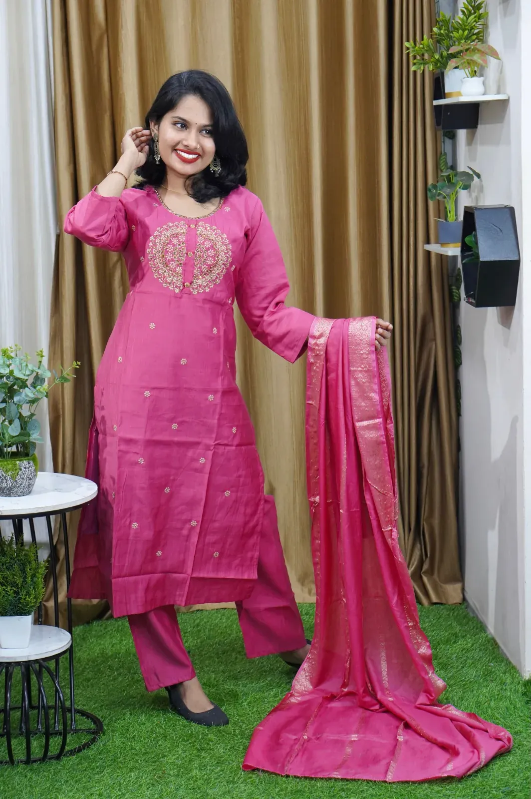 KURTIS SET