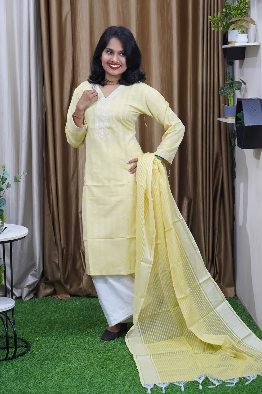 KURTIS SET